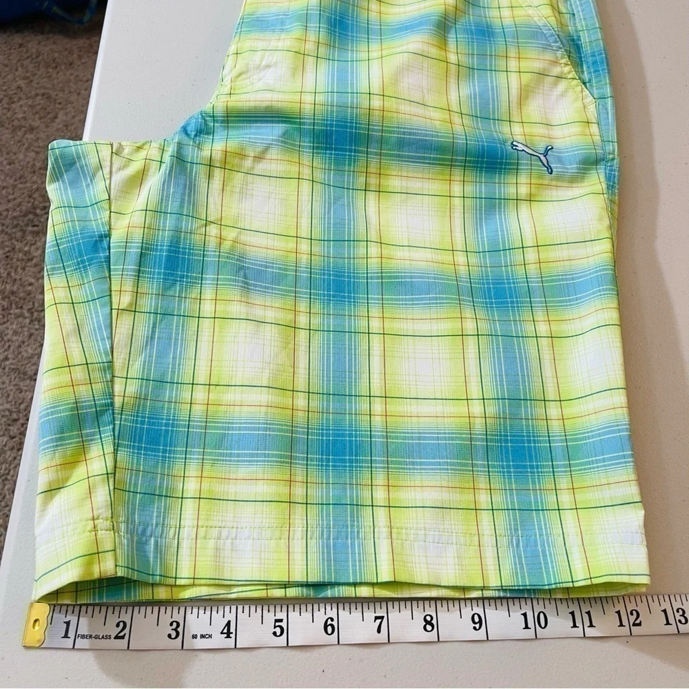 Puma Sport life Style Plaid Golf Shorts Men Size 36 Color Green/Blue Pockets